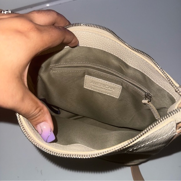 American Leather Co. Crowley Bucket Crossbody Beige & Tan - Picture 9 of 10